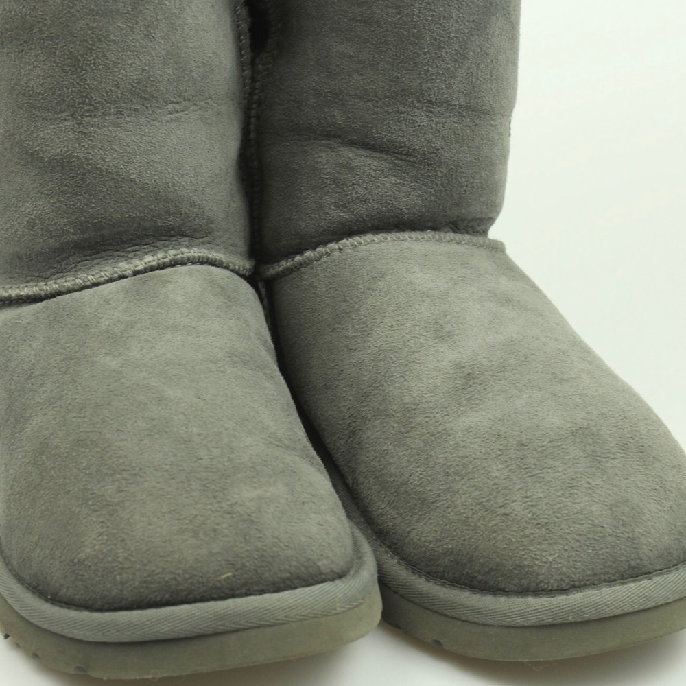 UGG Gray Winter Boots - Picture 4 of 8